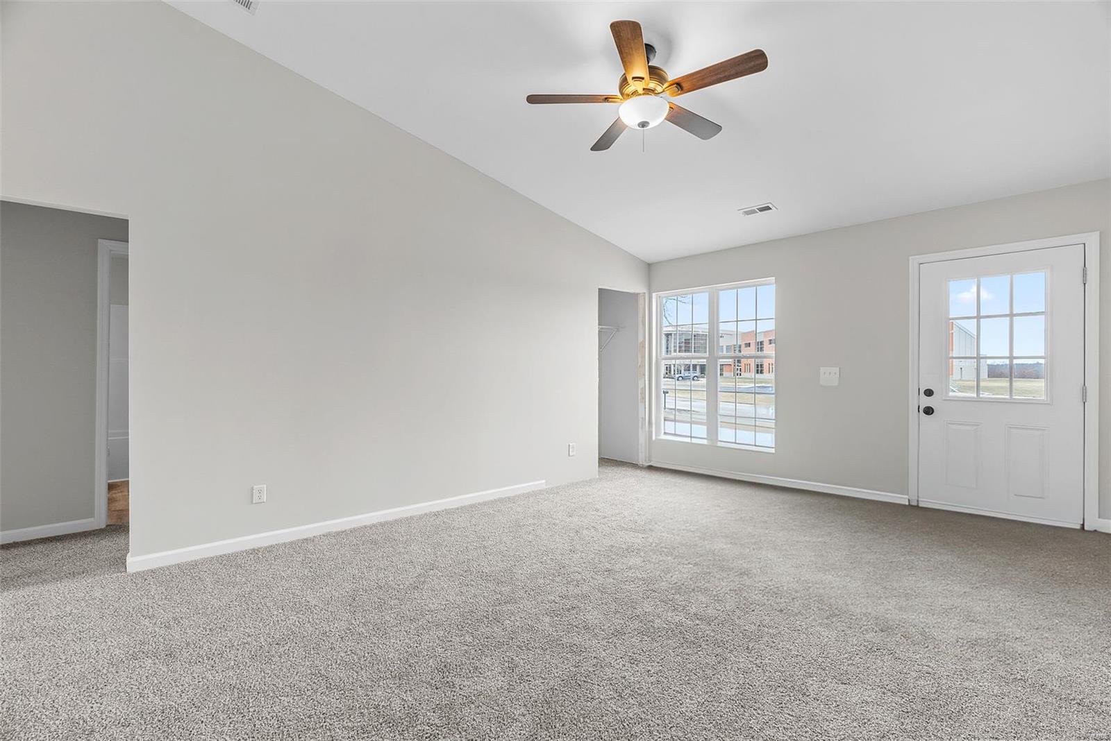 121 Elm Tree Road Moscow Mills, MO 63362 - Photo 8 of 27