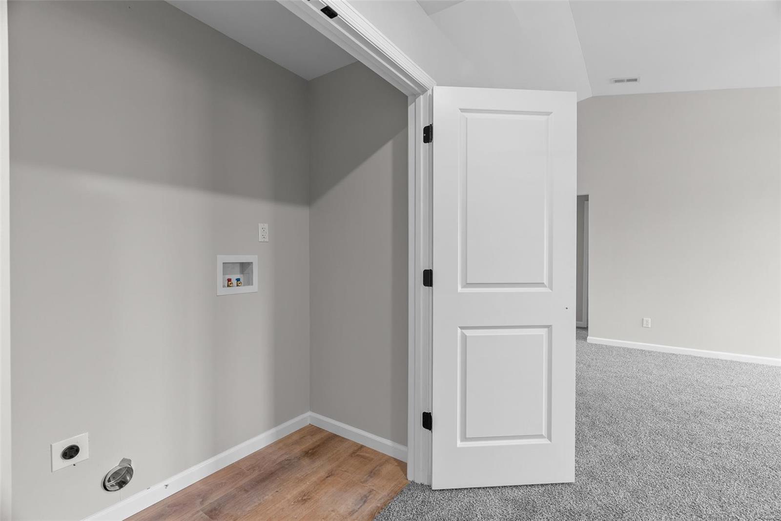 121 Elm Tree Road Moscow Mills, MO 63362 - Photo 9 of 27