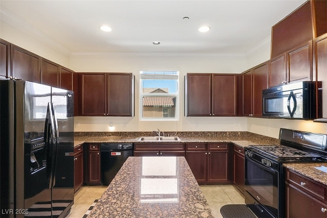 4603 Woolcomber Street Las Vegas, NV 89115 - Photo 17 of 41