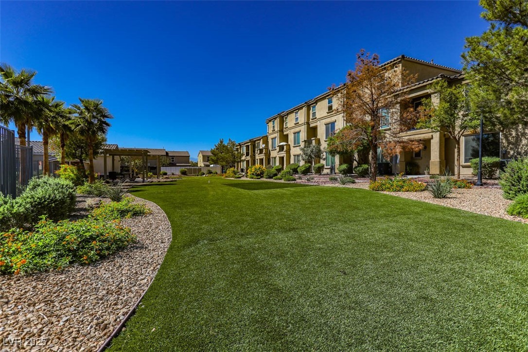 4603 Woolcomber Street Las Vegas, NV 89115 - Photo 39 of 41