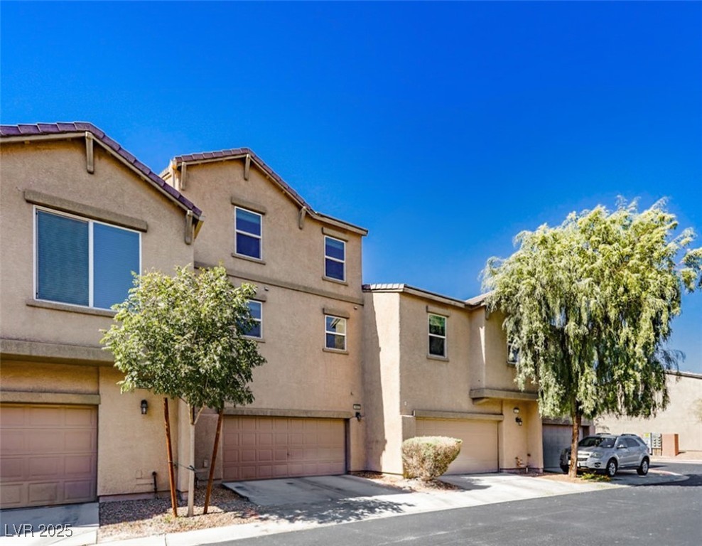 4603 Woolcomber Street Las Vegas, NV 89115 - Photo 4 of 41