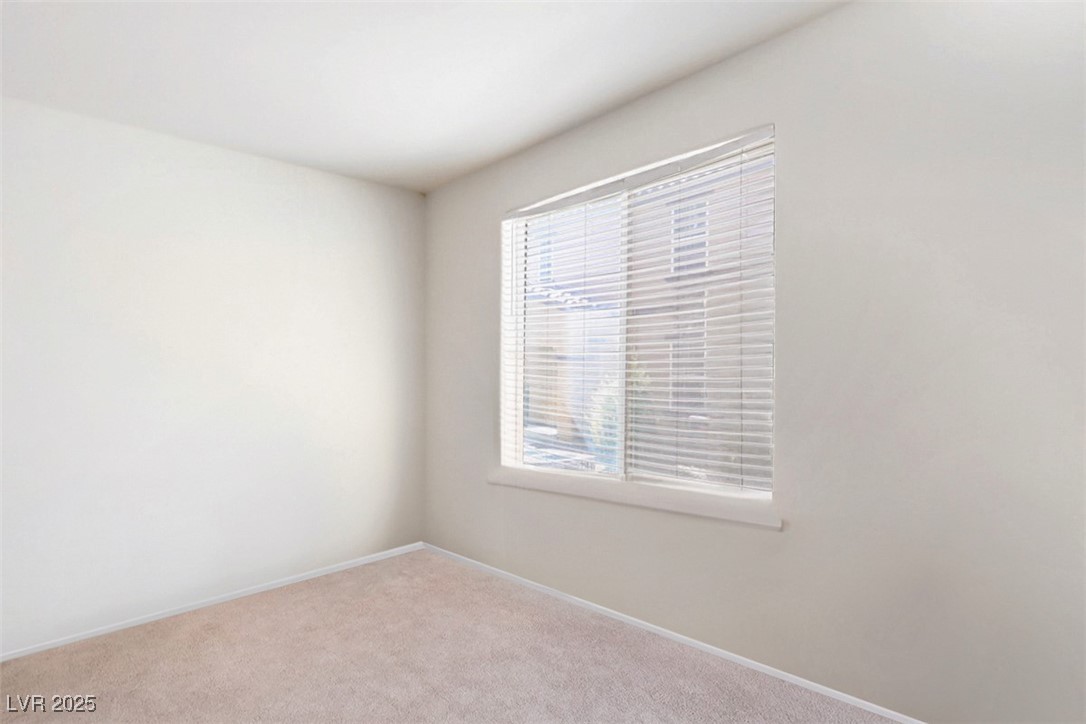 4603 Woolcomber Street Las Vegas, NV 89115 - Photo 10 of 41