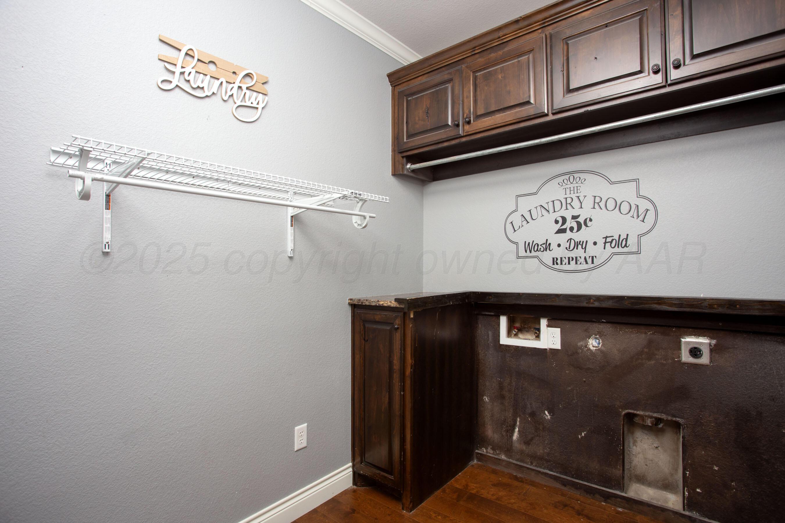 18401 Quail Crossing Road Amarillo, TX 79124 - Photo 25 of 37 Utility Room