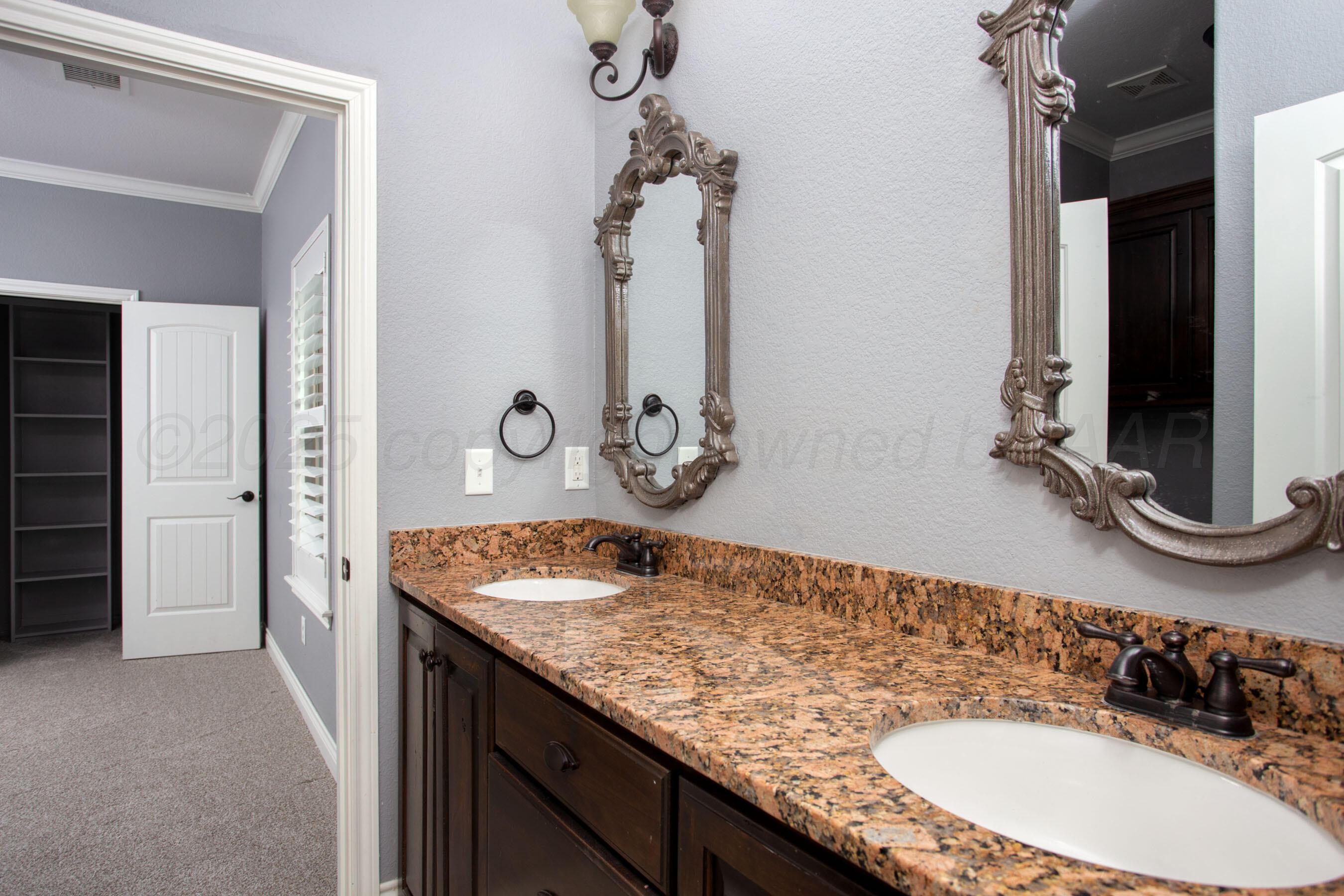 18401 Quail Crossing Road Amarillo, TX 79124 - Photo 32 of 37 Bathroom Three/Jack and Jill