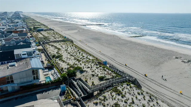 $3,500 | 72 Georgia Avenue, Unit MAIN, Long Beach, NY 11561