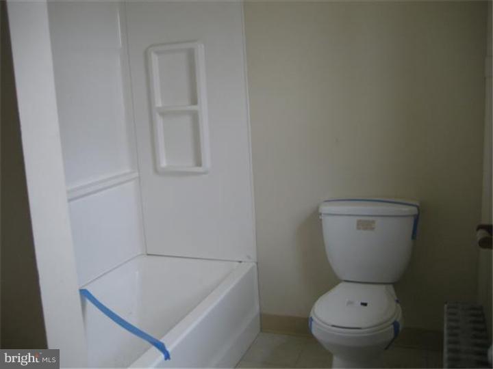 427 Bridgeboro Street Riverside, NJ 08075 - Photo 8 of 10 Bathroom