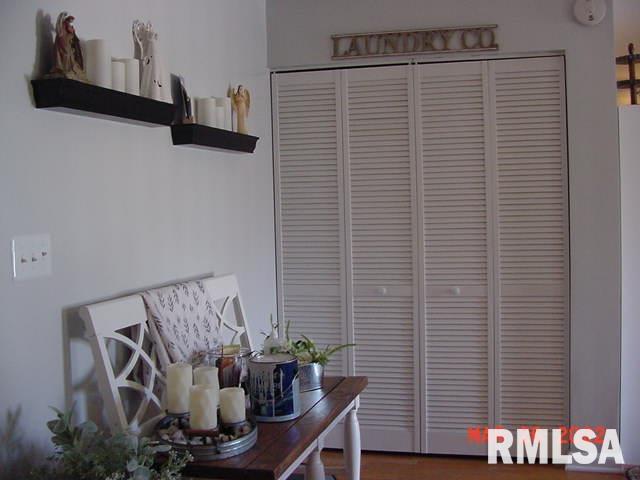 132 New Cedar Hill Road Carbondale, IL 62902 - Photo 5 of 36 Gallery Image 5