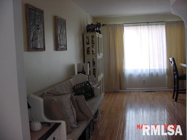 132 New Cedar Hill Road Carbondale, IL 62902 - Photo 8 of 36 Gallery Image 8