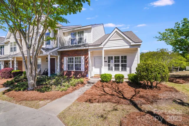 $1,750 | 17125 Greenlawn Hills Court, Charlotte, NC 28213