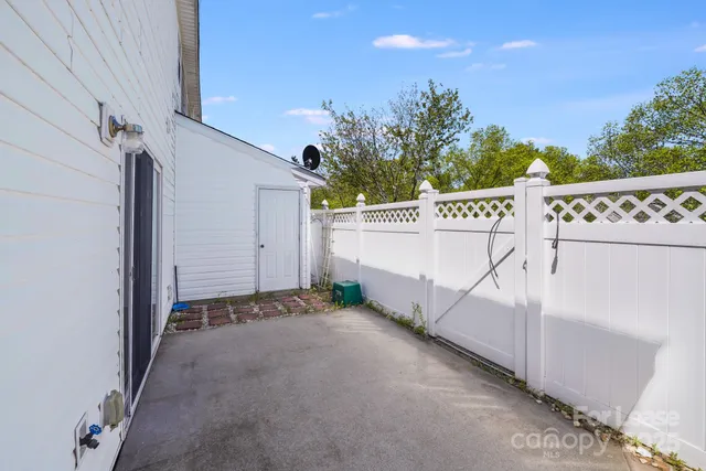 $1,750 | 17125 Greenlawn Hills Court, Charlotte, NC 28213