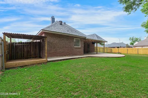 $318,000 | 101 Spring Lake Circle, Lafayette, LA 70508