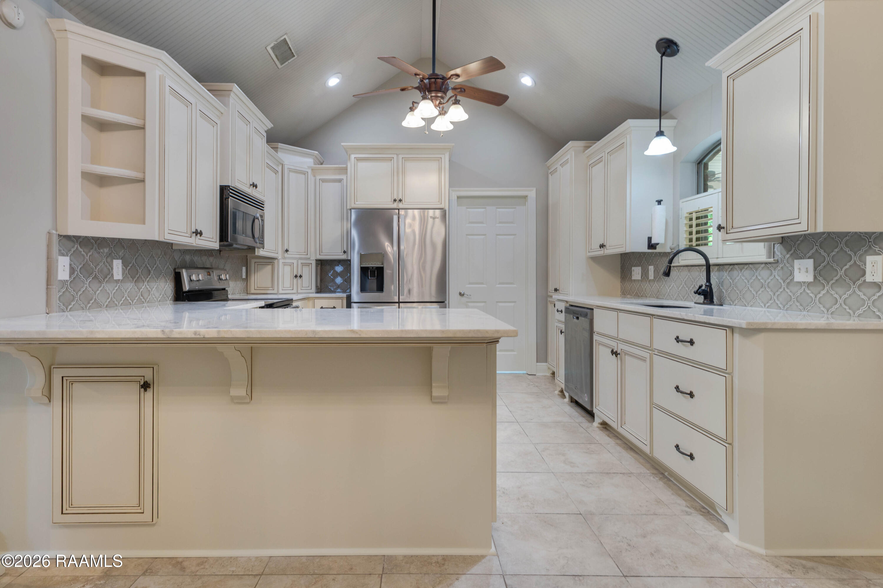 101 Spring Lake Circle Lafayette, LA 70508 - Photo 9 of 28 101 Spring Lake Circle