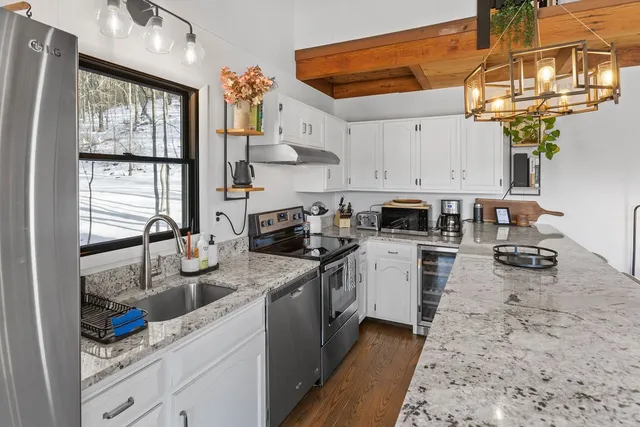 $539,000 | 235 John Hewitt Road, Denver, NY 12421