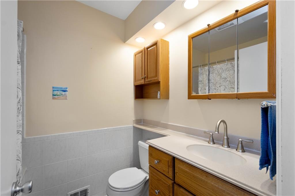 362 Church Road Bethel Park, PA 15102 - Photo 22 of 37