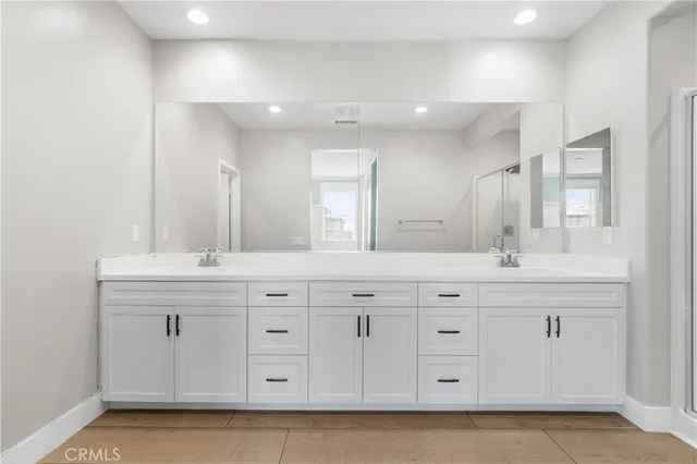 $715,000 | 28661 Jardineras Drive, Valencia, CA 91354