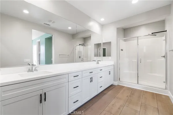$715,000 | 28661 Jardineras Drive, Valencia, CA 91354