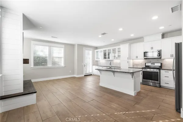$715,000 | 28661 Jardineras Drive, Valencia, CA 91354