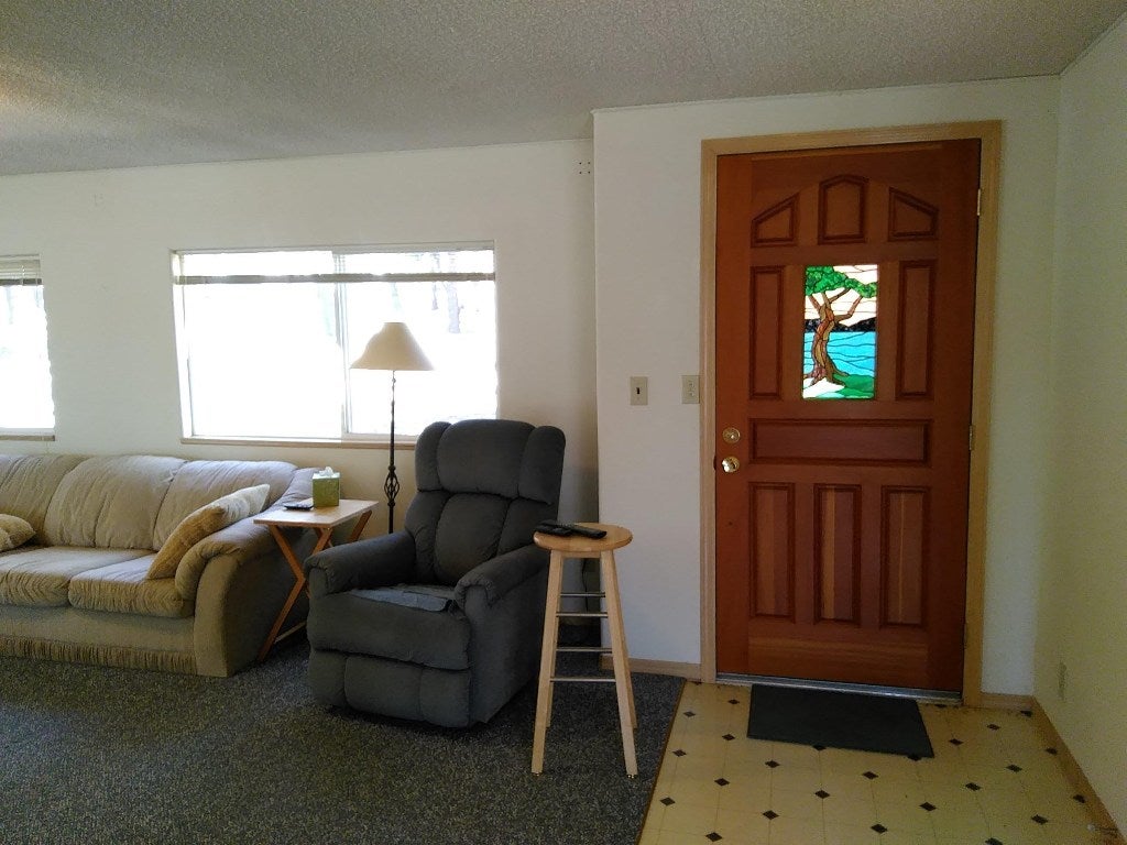 13731-13733 Rattlesnake Creek Road Fort Jones, CA 96032 - Photo 3 of 33 Gallery Image 3