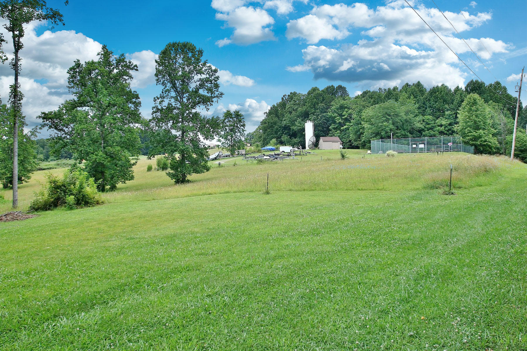 630 Monte Vista Road, Unit 502 Union Hall, VA 24176 - Photo 25 of 33 a view of building with green space