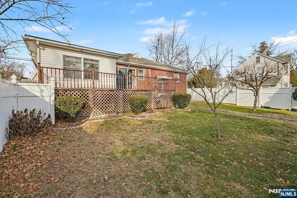 398 Central Avenue Hawthorne, NJ 07506 - Photo 31 of 37