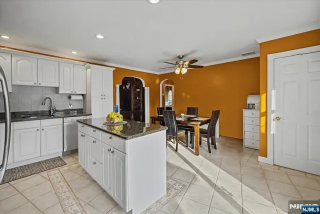 $575,000 | 398 Central Avenue, Hawthorne, NJ 07506