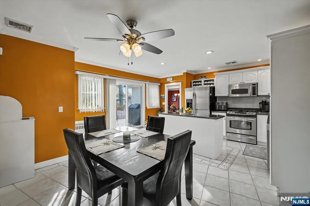 398 Central Avenue Hawthorne, NJ 07506 - Photo 6 of 37