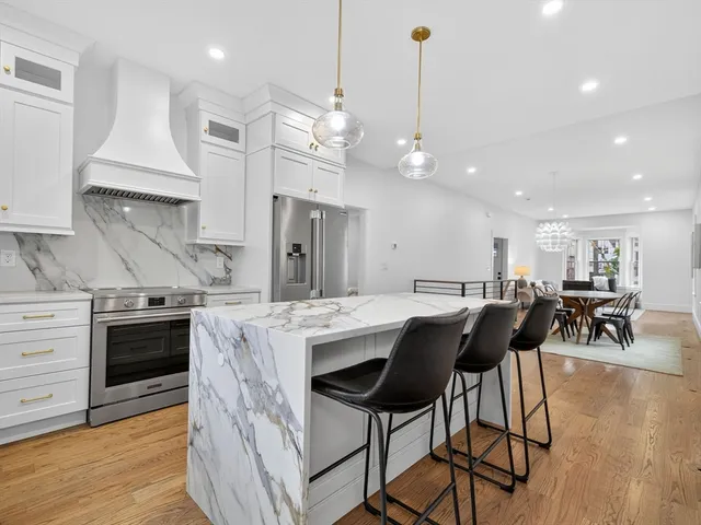 $1,700,000 | 31 Houghton Street, Unit A, Somerville, MA 02143