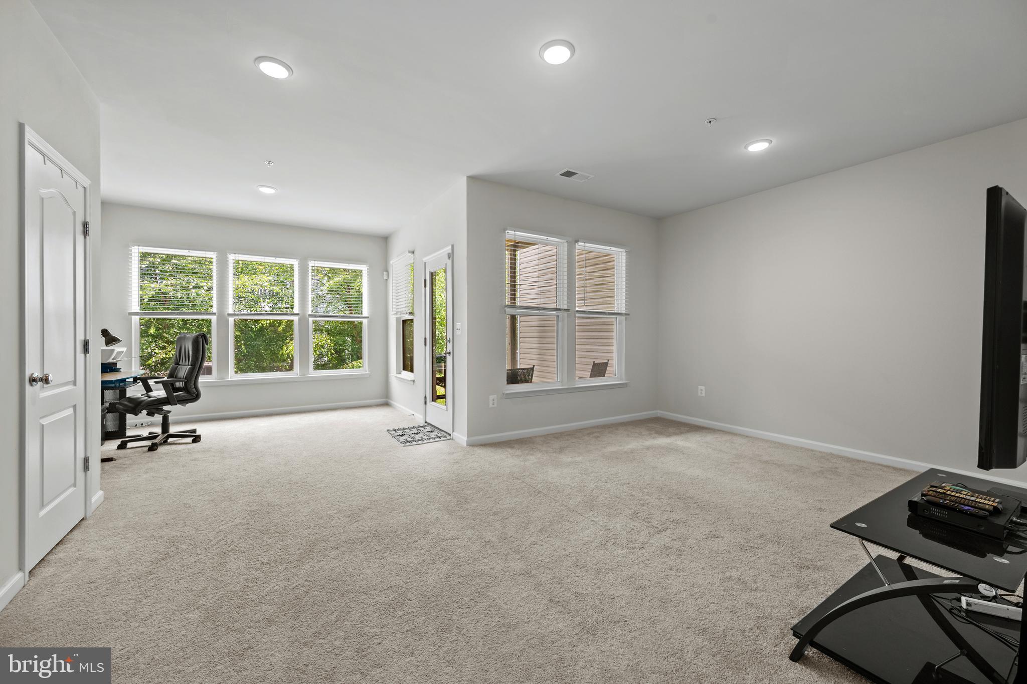7733 Cresap Lane Hanover, MD 21076 - Photo 28 of 40