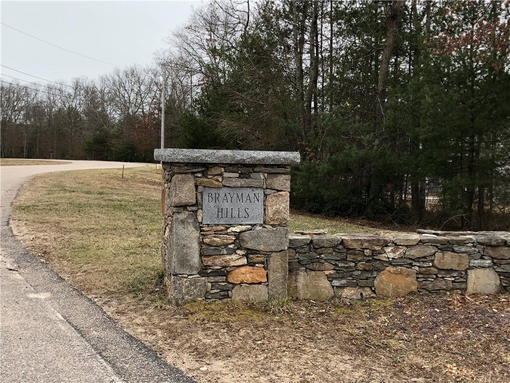 19 Shady Grove Road Hopkinton, RI 02832 - Photo 3 of 4