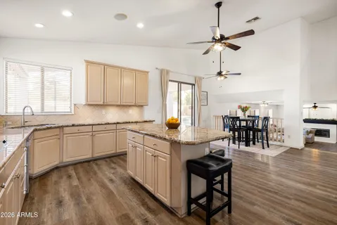 $700,000 | 7042 West Morning Dove Drive, Glendale, AZ 85308