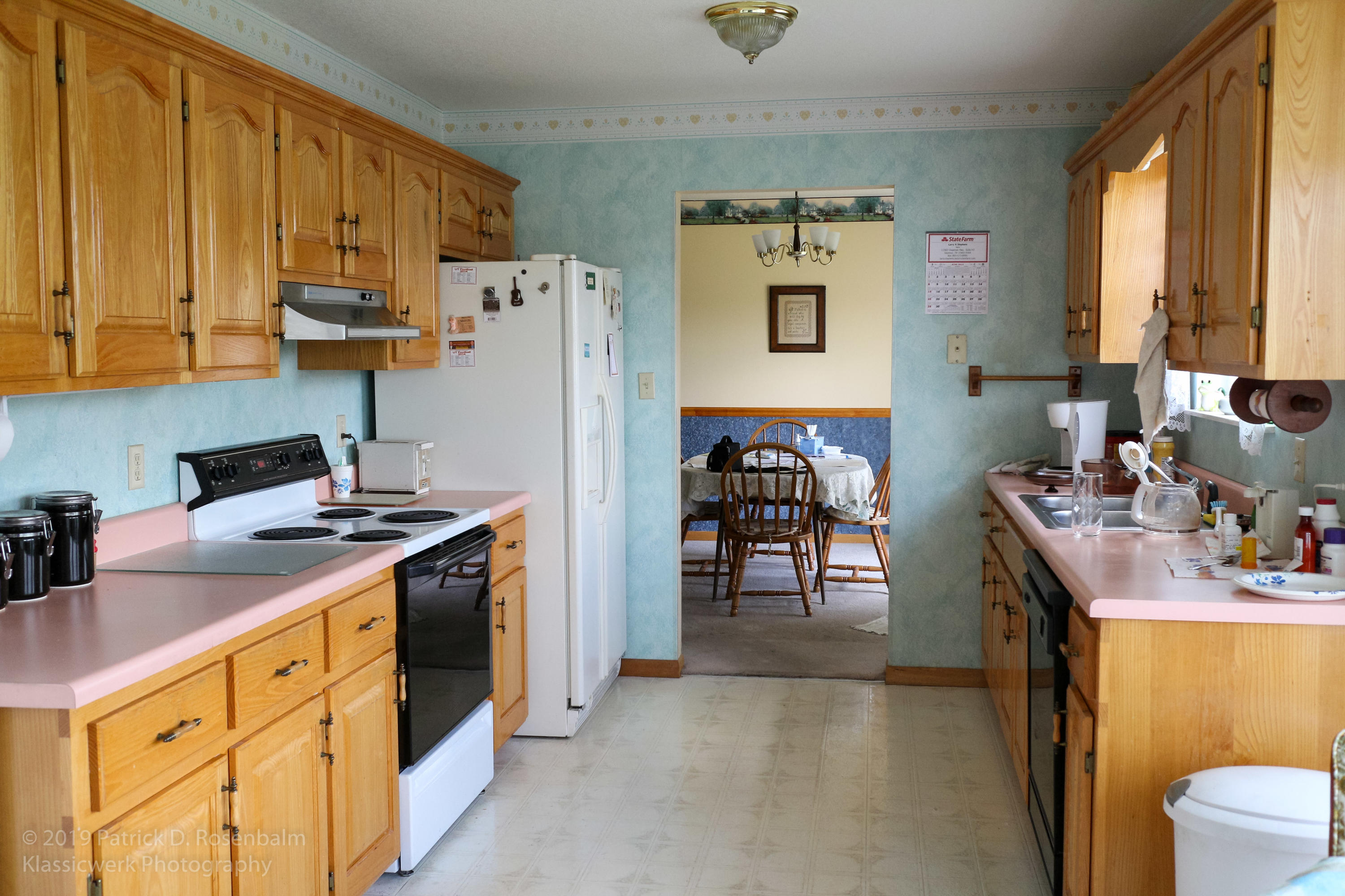 1314 Springview Circle Seymour, TN 37865 - Photo 3 of 37 Eat in Kitchen