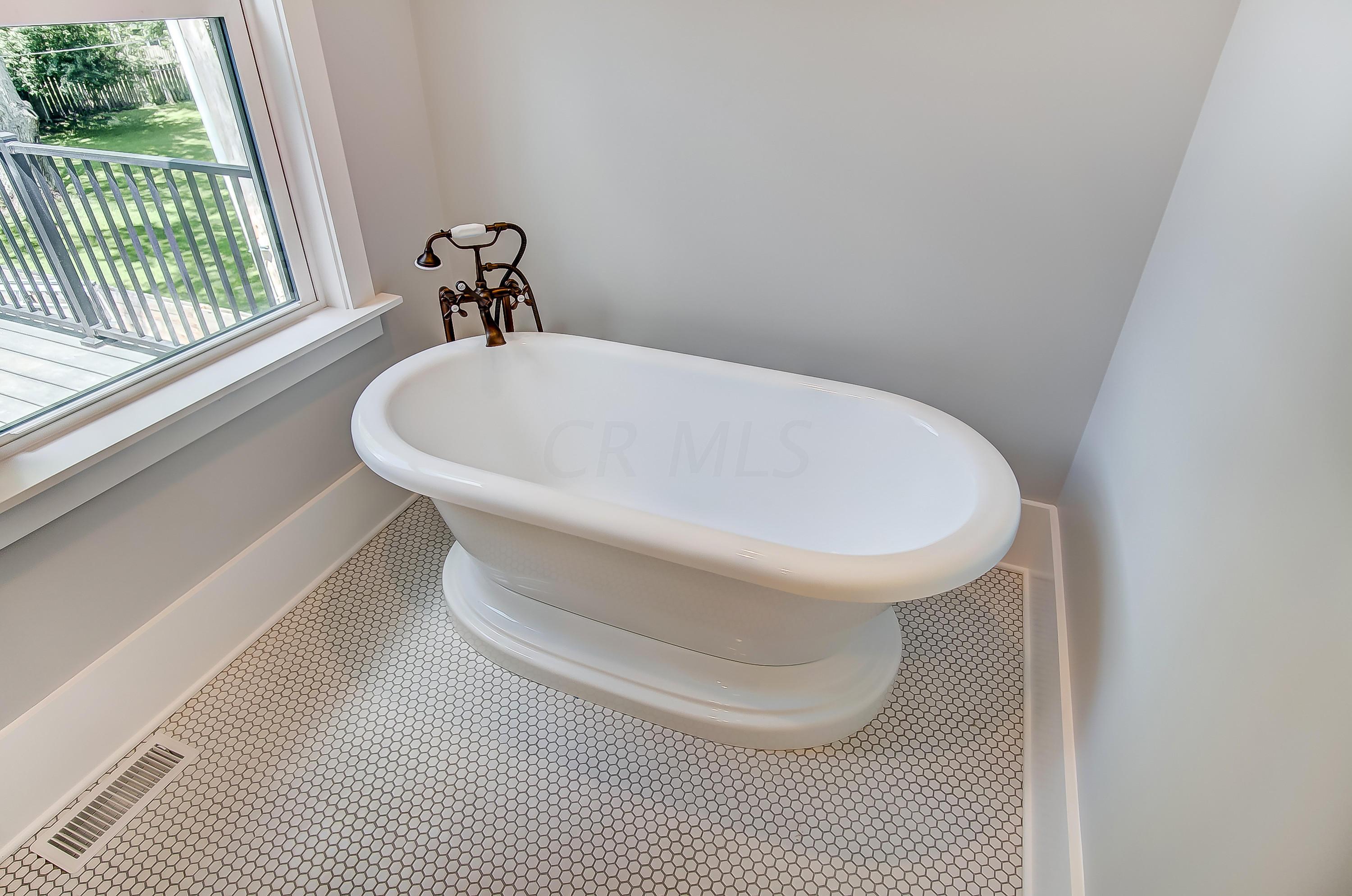188 Garden Road Columbus, OH 43214 - Photo 24 of 49 Gallery Image 24