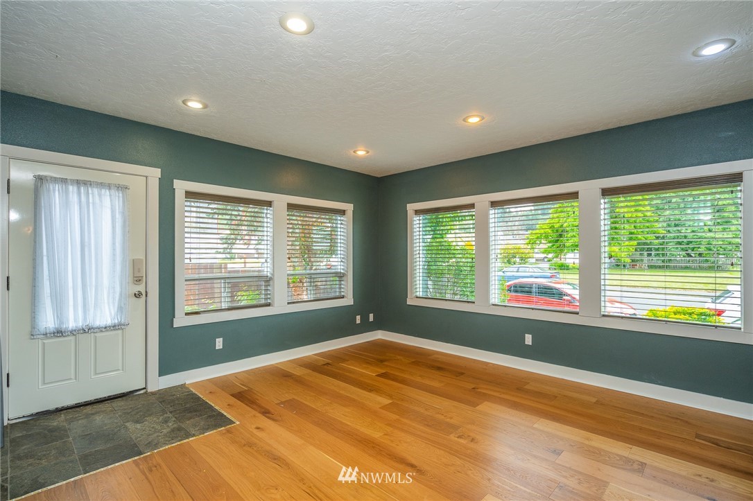 67 Southwest Cascade Avenue Chehalis, WA 98532 - Photo 18 of 24 Gallery Image 18