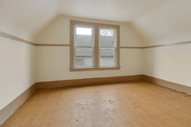 $79,000 | 14955 Riverside Drive, South Holland, IL 60473