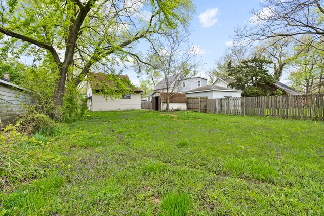 $79,000 | 14955 Riverside Drive, South Holland, IL 60473