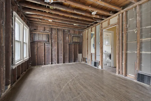 $79,000 | 14955 Riverside Drive, South Holland, IL 60473