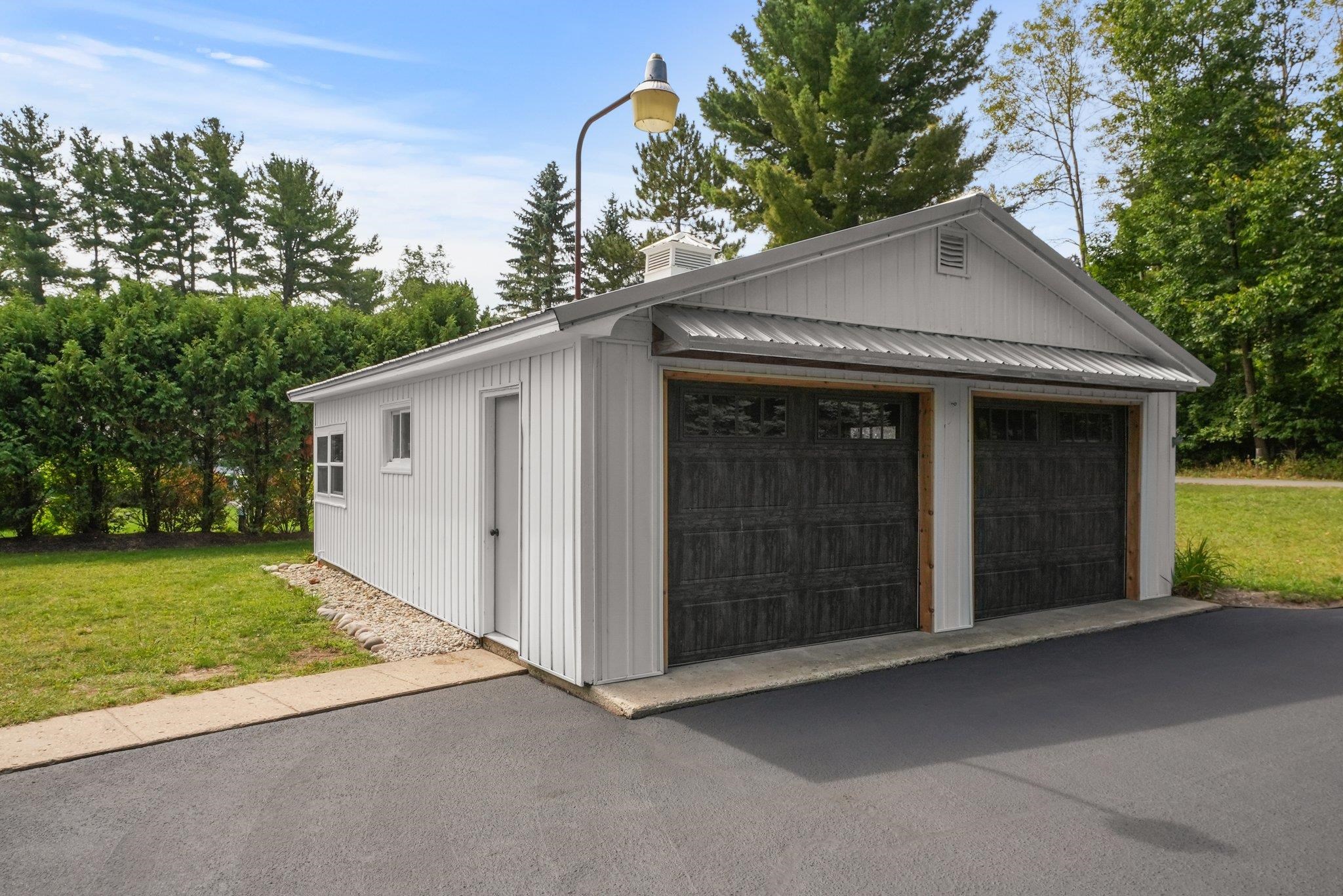 298 Bass Lake Road Traverse City, MI 49685 - Photo 13 of 68 1926620-ae217a42-254d-4ce5-97b0-b4dafa225e2c.JPG