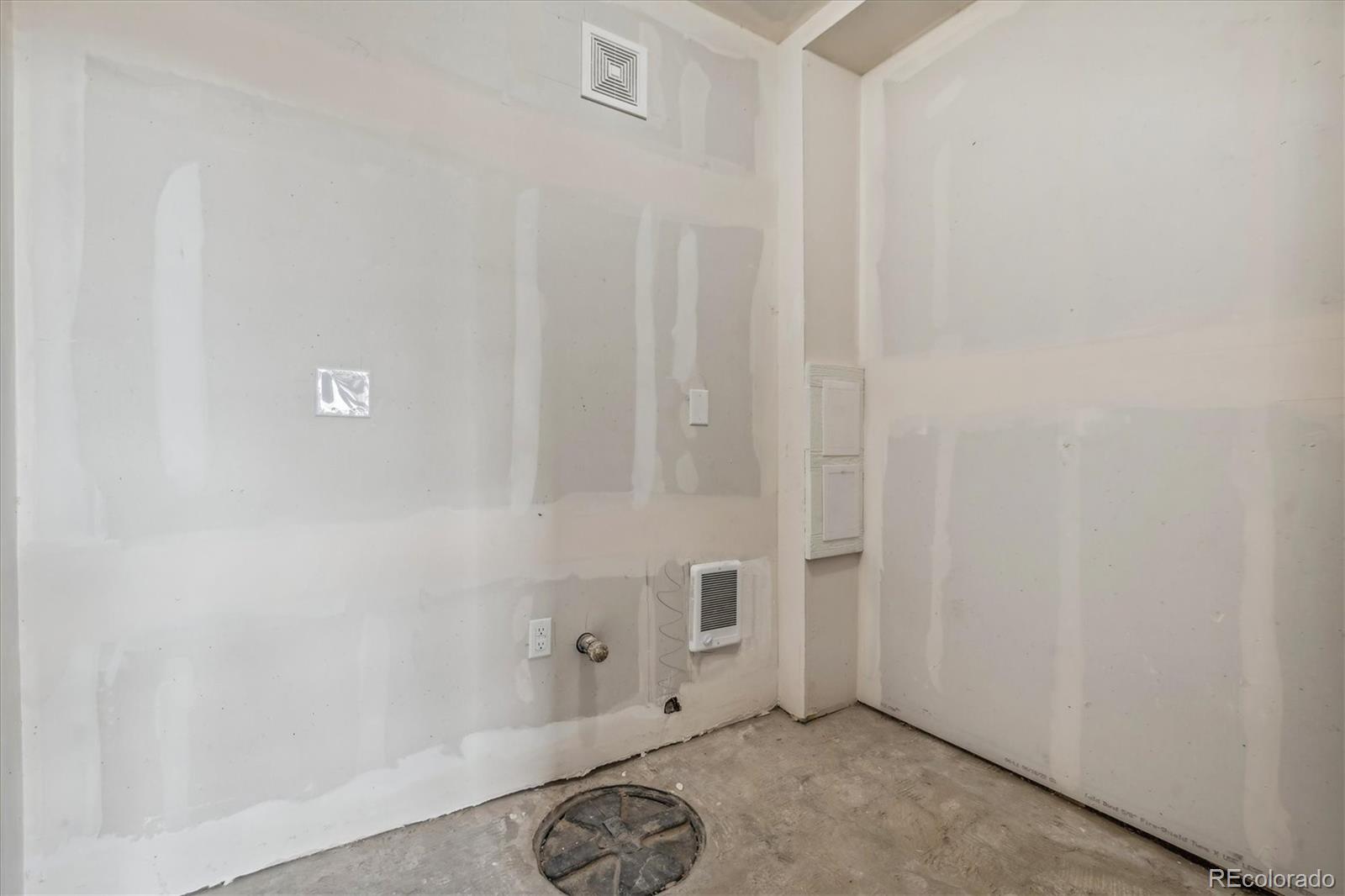 8457 South Reed Street, Unit 1102 Littleton, CO 80128 - Photo 18 of 23 Gallery Image 18