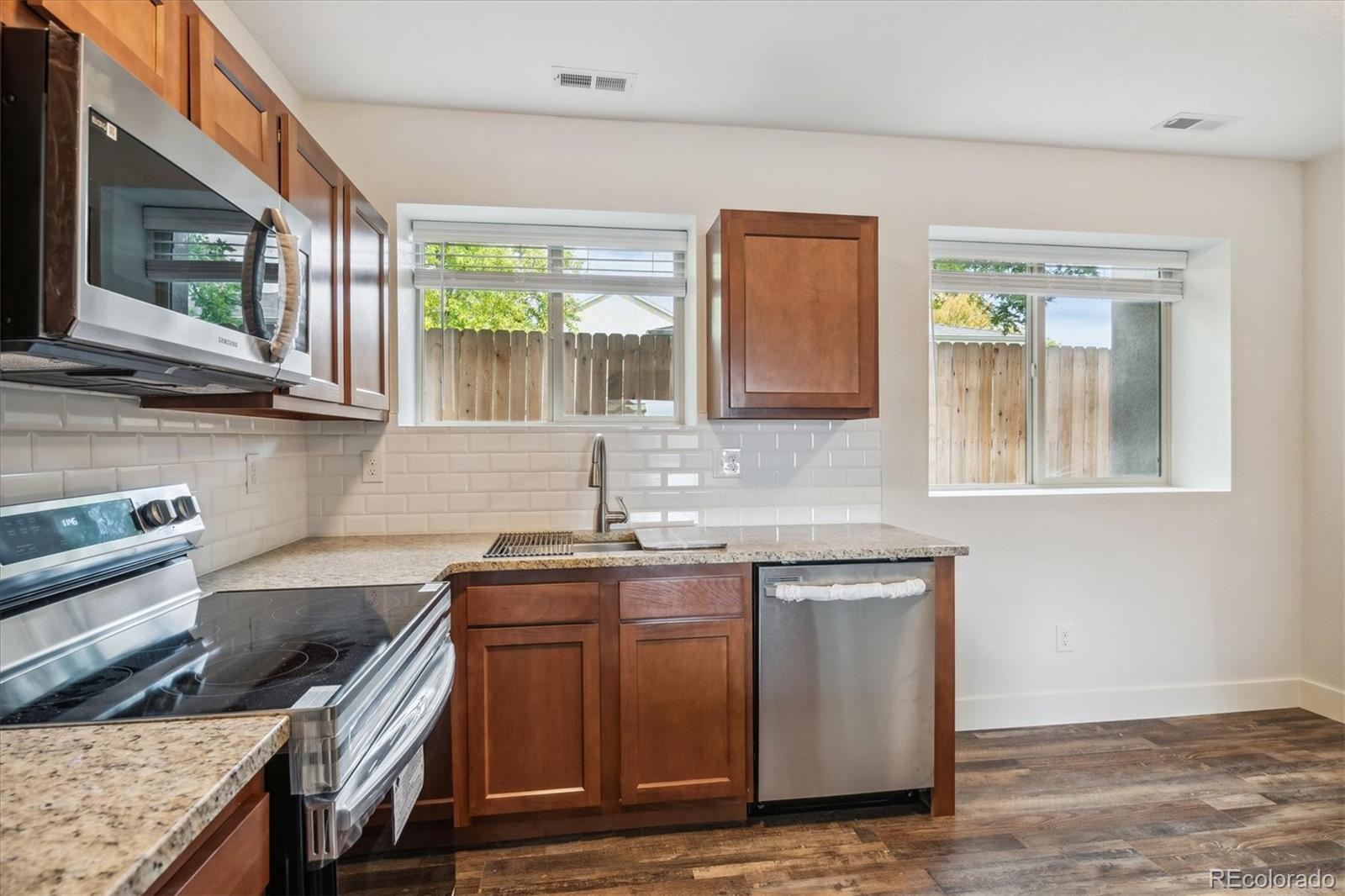 8457 South Reed Street, Unit 1102 Littleton, CO 80128 - Photo 9 of 23 Gallery Image 9
