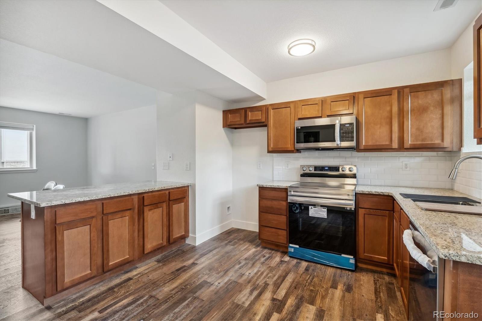 8457 South Reed Street, Unit 1102 Littleton, CO 80128 - Photo 10 of 23 Gallery Image 10