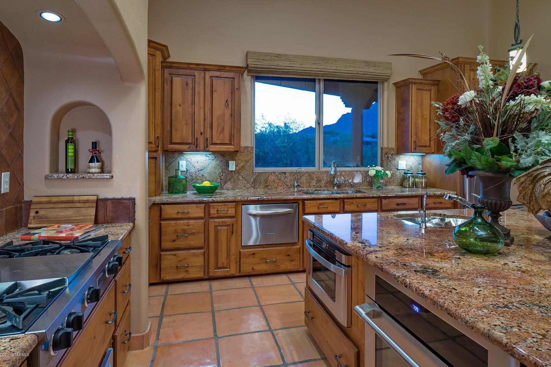 5560 West Open R Place Tucson, AZ 85713 - Photo 8 of 34 Gallery Image 8