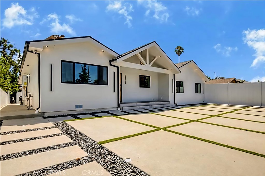 20522 Sherman Way Winnetka, CA 91306 - Photo 1 of 52