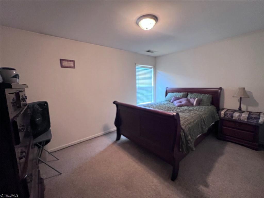 721 Spinning Wheel Point High Point, NC 27265 - Photo 34 of 46