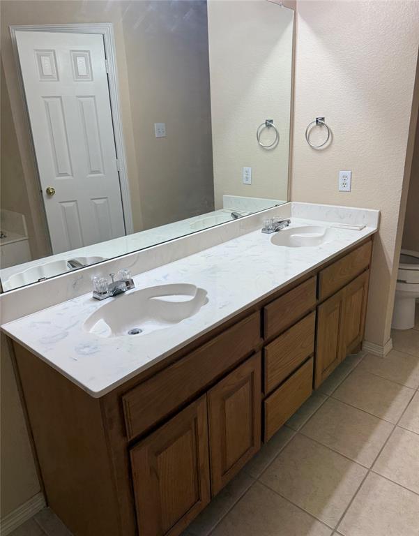 202 Castle Ridge Red Oak, TX 75154 - Photo 12 of 35