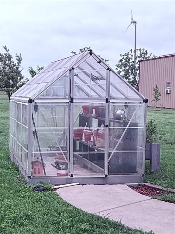 202 Castle Ridge Red Oak, TX 75154 - Photo 13 of 35 Greenhouse