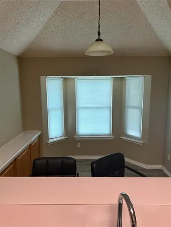 $425,000 | 202 Castle Ridge, Red Oak, TX 75154