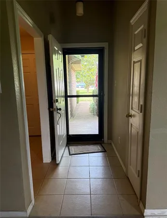 $425,000 | 202 Castle Ridge, Red Oak, TX 75154