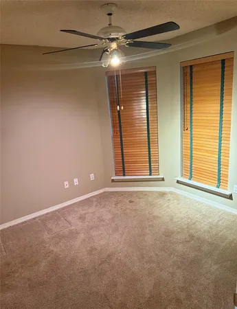 $425,000 | 202 Castle Ridge, Red Oak, TX 75154