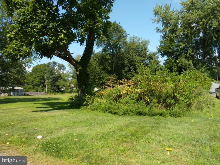 2604 Johnson Road Upper Chichester, PA 19061 - Photo 10 of 12