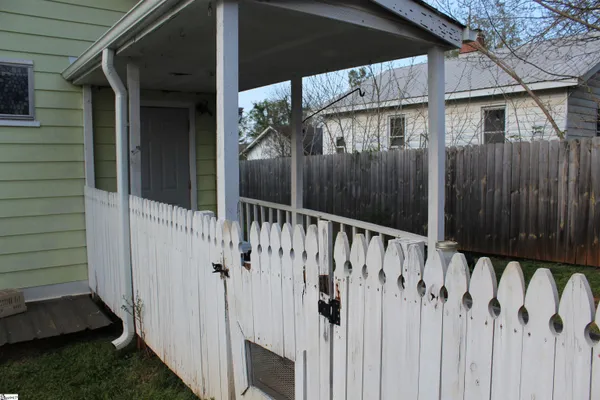 $189,900 | 2510 East Brown Street, Seneca, SC 29678